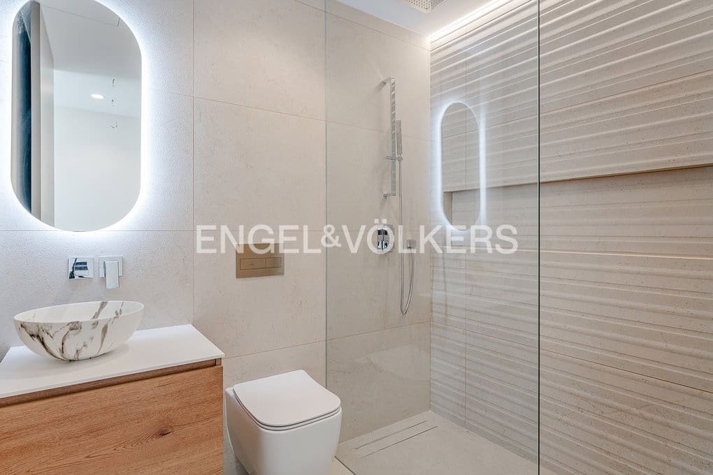 6 soveværelse Villa til salg i Benissa med swimmingpool garage - € 3.900.000 (Ref: 9400095)