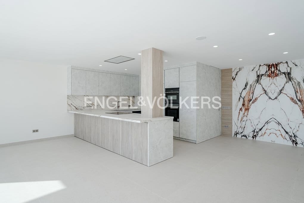 6 soveværelse Villa til salg i Benissa med swimmingpool garage - € 3.900.000 (Ref: 9400095)