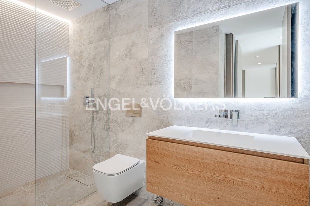 6 soveværelse Villa til salg i Benissa med swimmingpool garage - € 3.900.000 (Ref: 9400095)