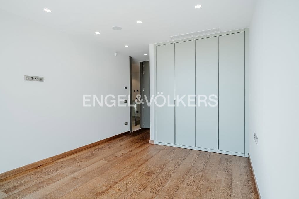 6 soveværelse Villa til salg i Benissa med swimmingpool garage - € 3.900.000 (Ref: 9400095)