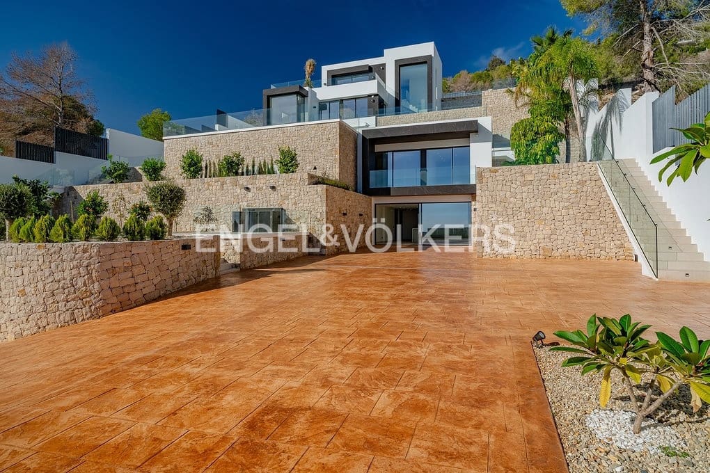 6 soveværelse Villa til salg i Benissa med swimmingpool garage - € 3.900.000 (Ref: 9400095)