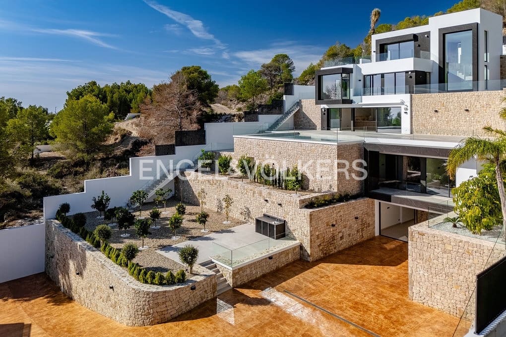 6 soveværelse Villa til salg i Benissa med swimmingpool garage - € 3.900.000 (Ref: 9400095)