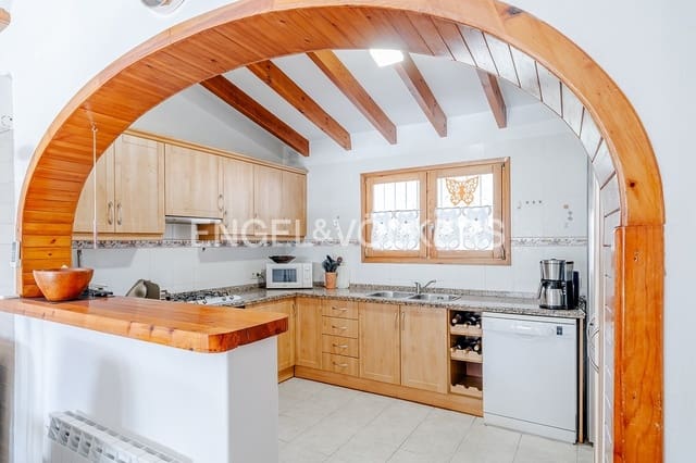 Chalet de 3 habitaciones en Calpe / Calp en venta con piscina garaje - 530.000 € (Ref: 9400225)