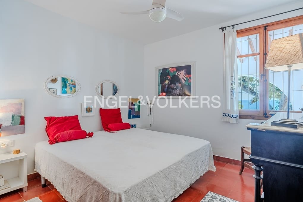 5 sovrum Villa till salu i Calpe / Calp med garage - 2 400 000 € (Ref: 9449584)