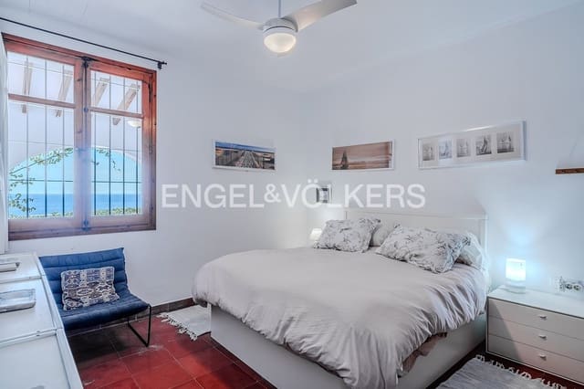 5 makuuhuone Huvila myytävänä paikassa Pueblo, Calpe / Calp mukana 
autotalli - 2 400 000 € (Ref: 9449584)