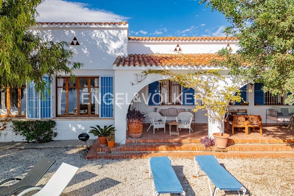 Chalet de 5 habitaciones en Calpe / Calp en venta con garaje - 2.400.000 € (Ref: 9449584)