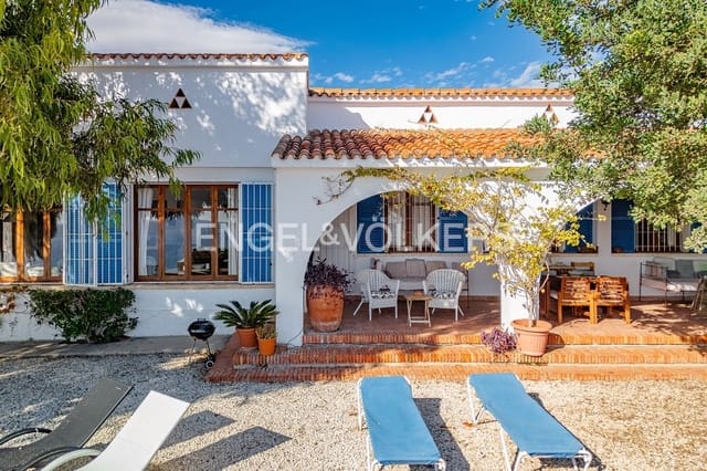 5 makuuhuone Huvila myytävänä paikassa Pueblo, Calpe / Calp mukana 
autotalli - 2 400 000 € (Ref: 9449584)