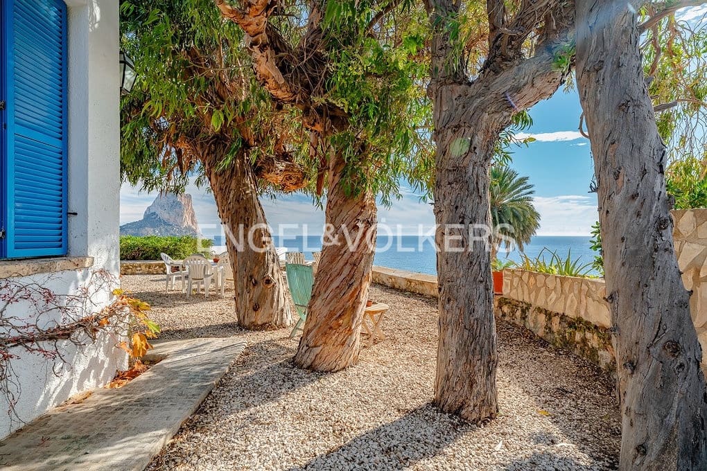 Chalet de 5 habitaciones en Calpe / Calp en venta con garaje - 2.400.000 € (Ref: 9449584)