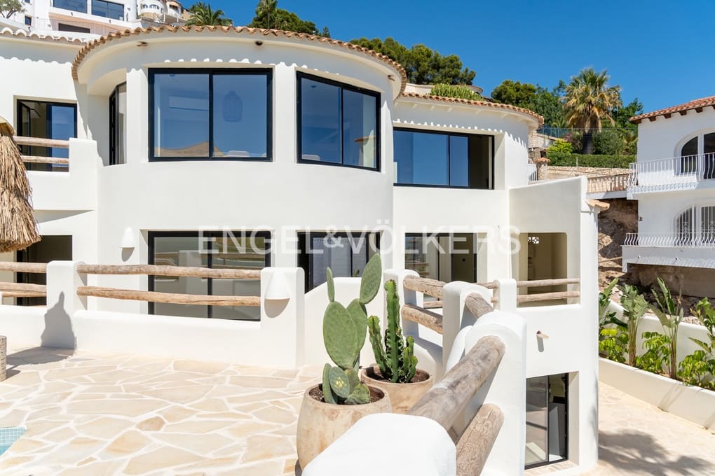 6 chambre Villa/Maison à vendre à Benissa avec piscine garage - 1 990 000 € (Ref: 9471791)