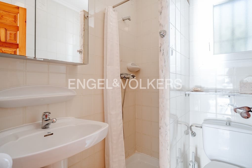 3 makuuhuone Huvila myytävänä paikassa Benissa mukana uima-altaan 
autotalli - 695 000 € (Ref: 9473345)