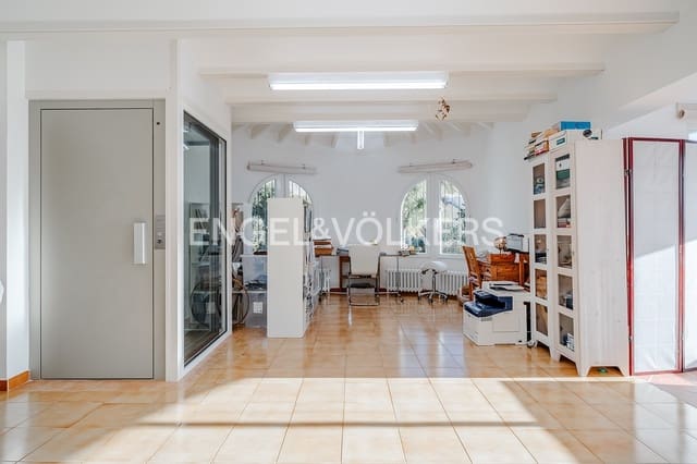 3 makuuhuone Huvila myytävänä paikassa Benissa mukana uima-altaan 
autotalli - 695 000 € (Ref: 9473345)