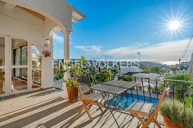 3 makuuhuone Huvila myytävänä paikassa Benissa mukana uima-altaan 
autotalli - 695 000 € (Ref: 9473345)