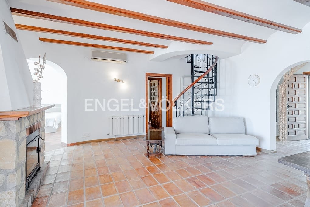 4 chambre Villa/Maison à vendre à Calpe / Calp avec piscine garage - 1 450 000 € (Ref: 9475683)