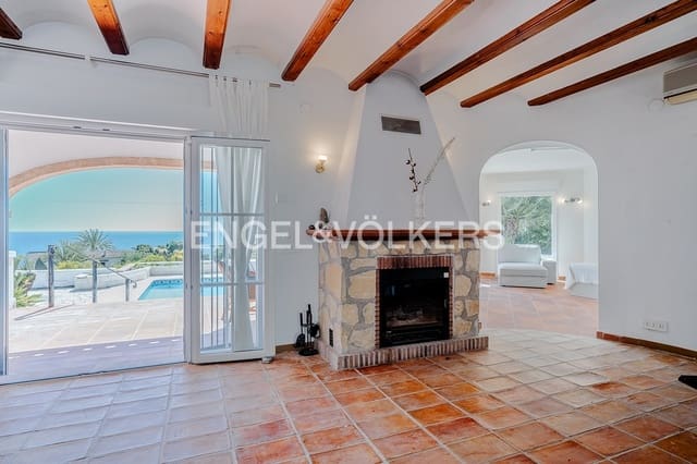 4 chambre Villa/Maison à vendre à Calpe / Calp avec piscine garage - 1 450 000 € (Ref: 9475683)