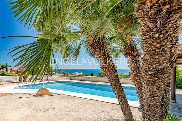 4 chambre Villa/Maison à vendre à Calpe / Calp avec piscine garage - 1 450 000 € (Ref: 9475683)