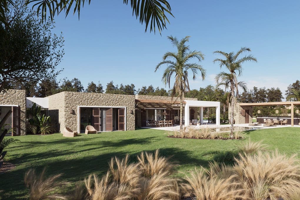3 bedroom Villa for sale in Benissa with pool garage - € 1,395,000 (Ref: 9479453)