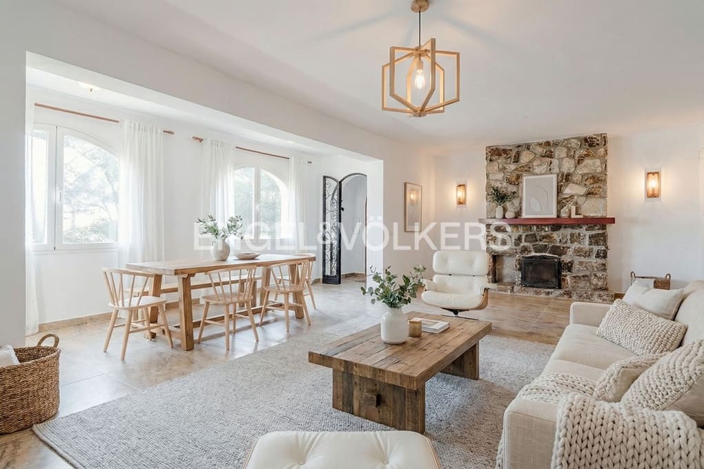 4 bedroom Villa for sale in Alhama Springs with pool garage - € 685,000 (Ref: 9480717)