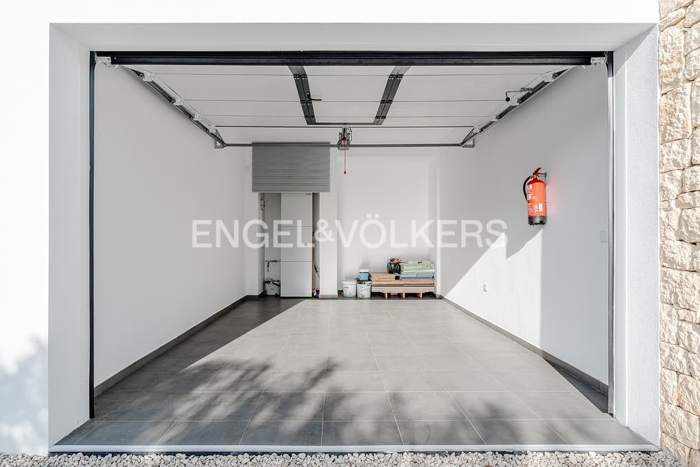 3 soverom Villa til salgs i Benissa med svømmebasseng garasje - € 1 175 000 (Ref: 9487957)