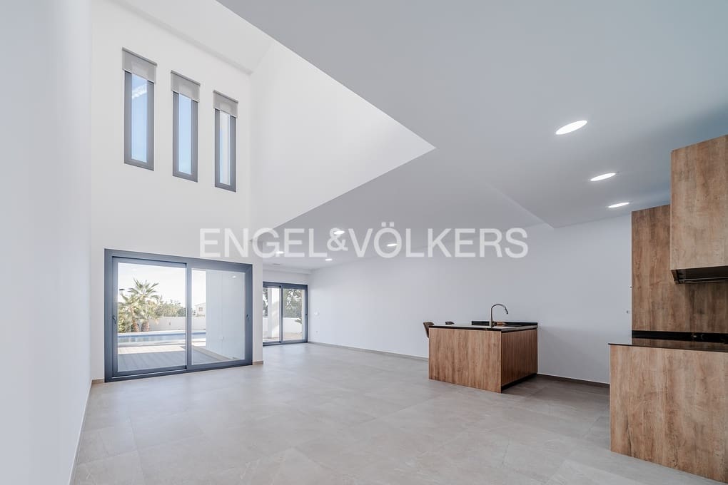 3 soverom Villa til salgs i Benissa med svømmebasseng garasje - € 1 175 000 (Ref: 9487957)