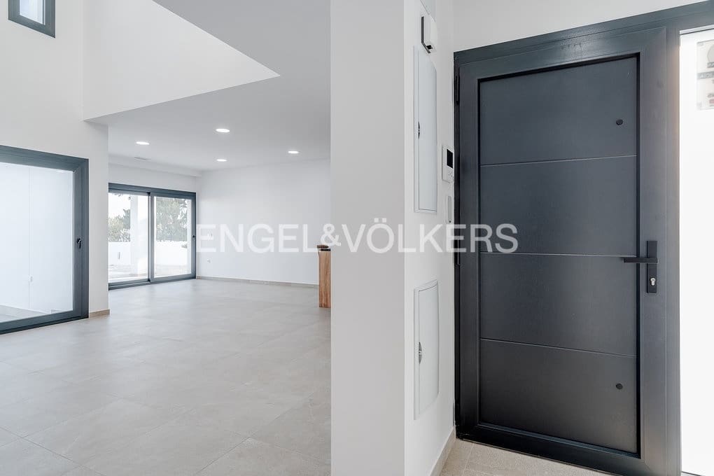 3 soveværelse Villa til salg i Benissa med swimmingpool garage - € 1.175.000 (Ref: 9487957)