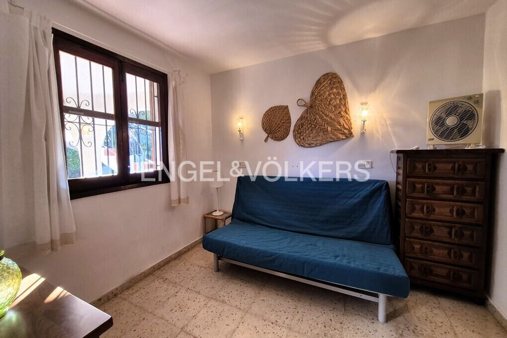 3 bedroom Villa for sale in Calpe / Calp with pool garage - € 525,000 (Ref: 9488006)
