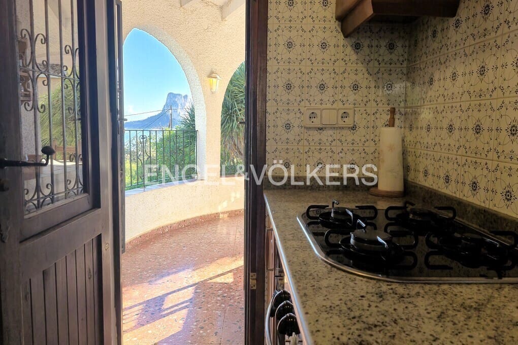 3 bedroom Villa for sale in Calpe / Calp with pool garage - € 525,000 (Ref: 9488006)