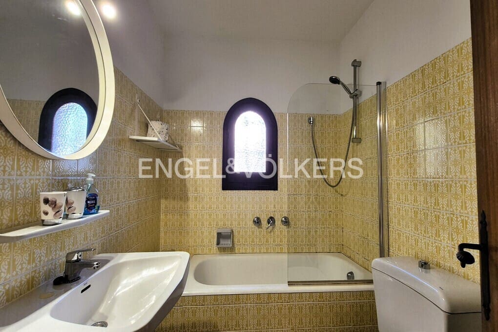 3 bedroom Villa for sale in Calpe / Calp with pool garage - € 525,000 (Ref: 9488006)