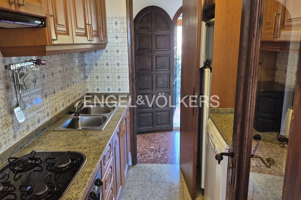 3 bedroom Villa for sale in Calpe / Calp with pool garage - € 525,000 (Ref: 9488006)