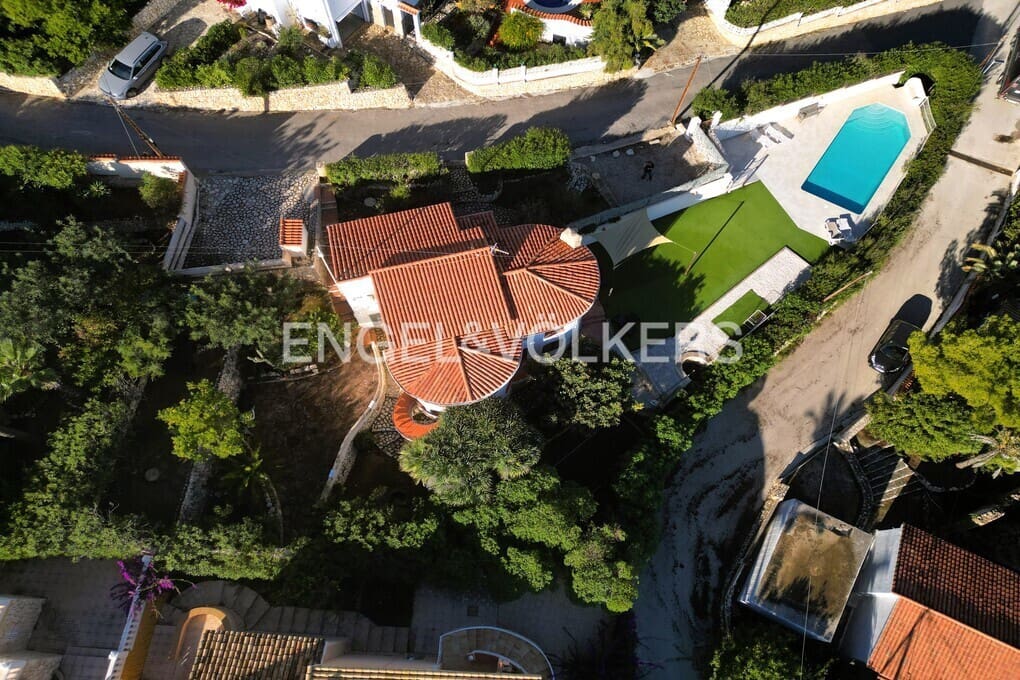 3 bedroom Villa for sale in Calpe / Calp with pool garage - € 525,000 (Ref: 9488006)