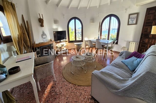 3 quarto Moradia para venda em Calpe / Calp com piscina garagem - 525 000 € (Ref: 9488006)