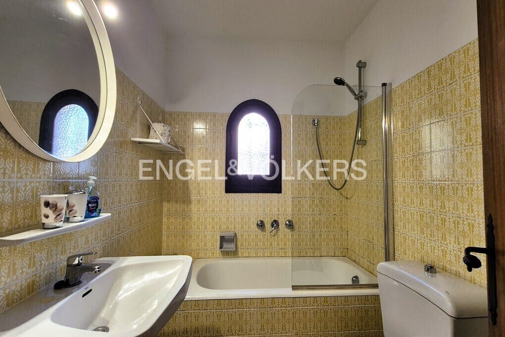 3 bedroom Villa for sale in Calpe / Calp with pool garage - € 525,000 (Ref: 9488006)