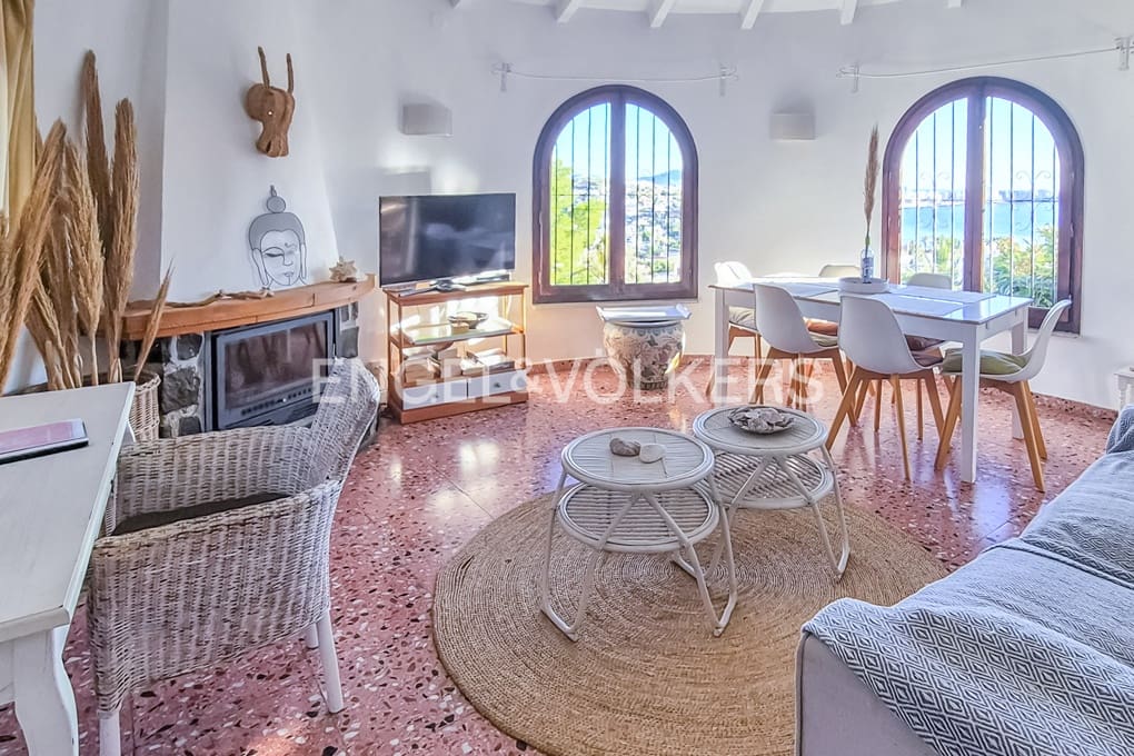 3 bedroom Villa for sale in Calpe / Calp with pool garage - € 525,000 (Ref: 9488006)