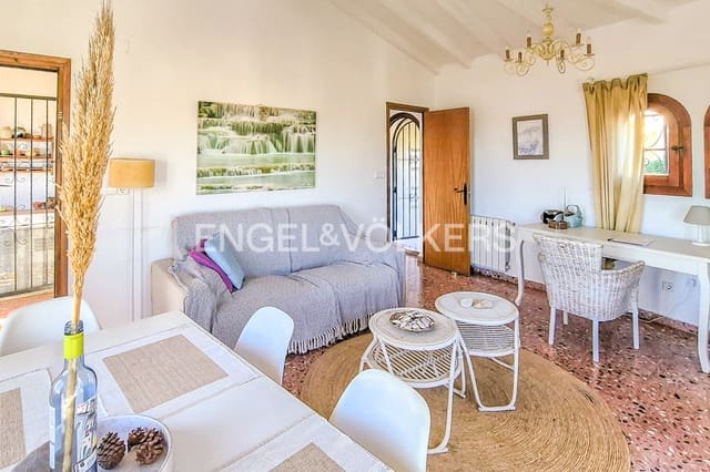 3 bedroom Villa for sale in Calpe / Calp with pool garage - € 525,000 (Ref: 9488006)
