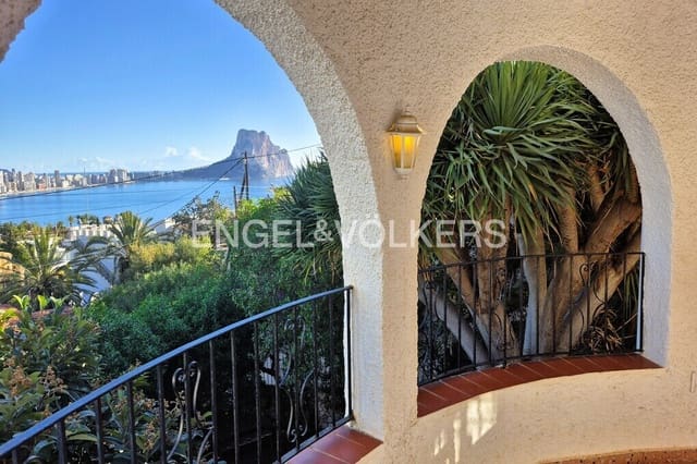 3 bedroom Villa for sale in Calpe / Calp with pool garage - € 525,000 (Ref: 9488006)