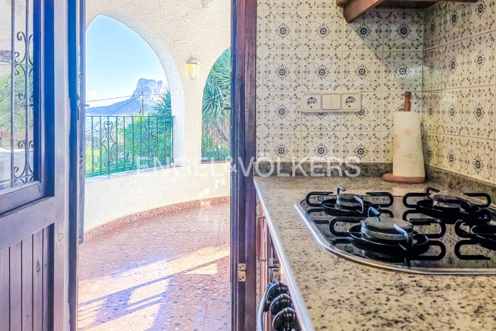 3 bedroom Villa for sale in Calpe / Calp with pool garage - € 525,000 (Ref: 9488006)