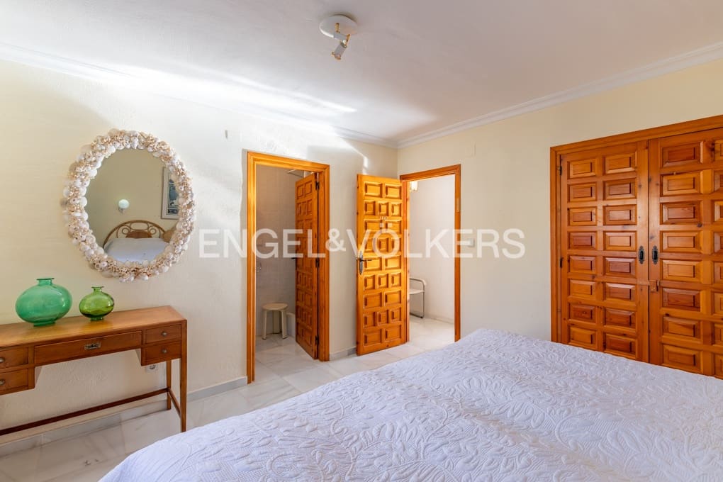 4 bedroom Villa for sale in Cumbre del Sol with pool garage - € 1,198,000 (Ref: 9490932)