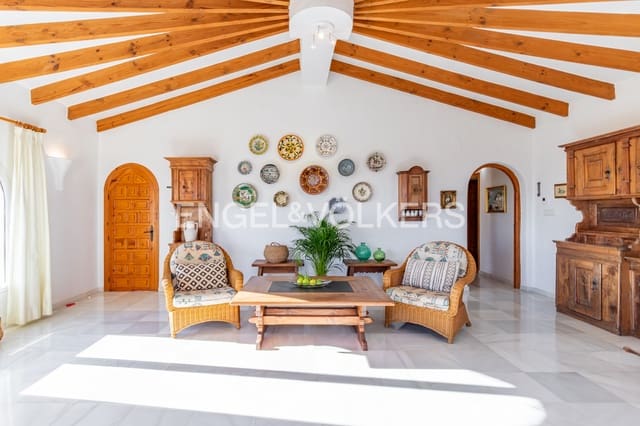 4 soveværelse Villa til salg i Cumbre del Sol, Benitachell / Benitatxell med swimmingpool garage - € 1.198.000 (Ref: 9490932)