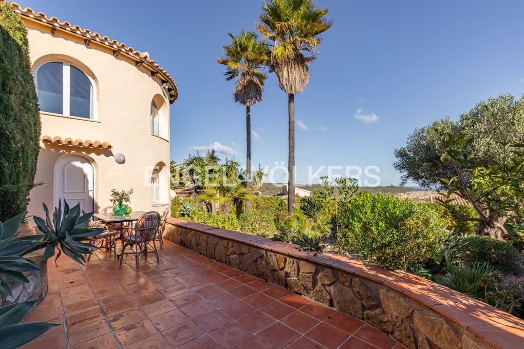 4 bedroom Villa for sale in Cumbre del Sol with pool garage - € 1,198,000 (Ref: 9490932)