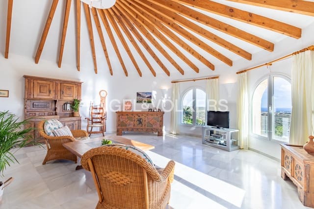 4 soveværelse Villa til salg i Cumbre del Sol, Benitachell / Benitatxell med swimmingpool garage - € 1.198.000 (Ref: 9490932)