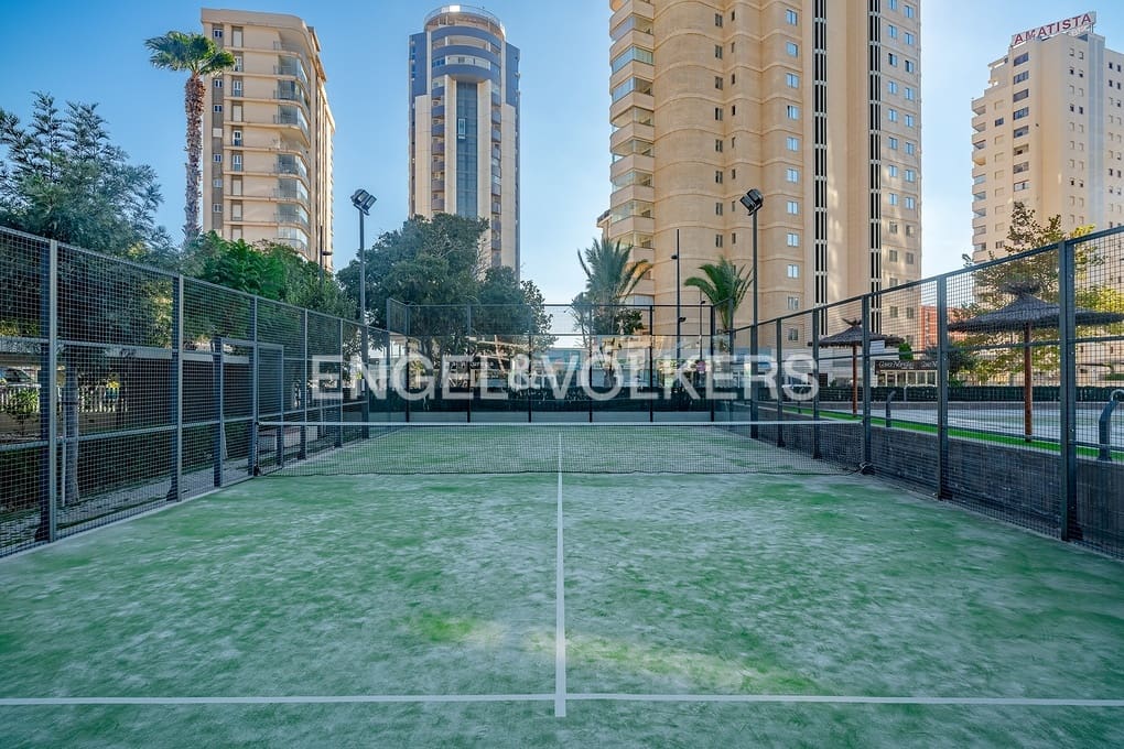 3 soveværelse Lejlighed til salg i Calpe / Calp med swimmingpool garage - € 498.000 (Ref: 9493879)