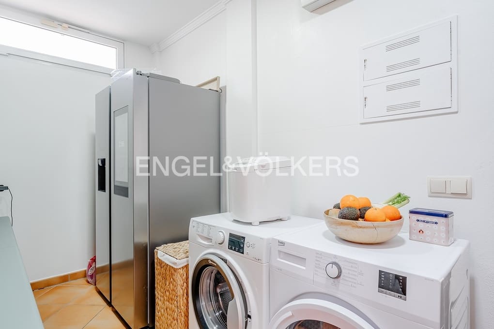 4 soveværelse Villa til salg i Calpe / Calp med swimmingpool garage - € 899.000 (Ref: 9532559)