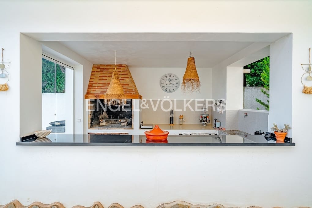 4 soveværelse Villa til salg i Calpe / Calp med swimmingpool garage - € 899.000 (Ref: 9532559)