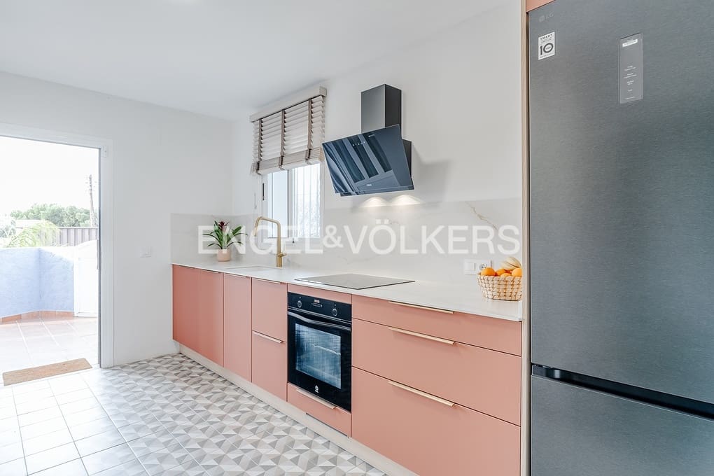 3 soveværelse Villa til salg i Calpe / Calp med swimmingpool garage - € 765.000 (Ref: 9566804)