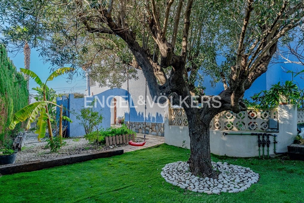 3 soveværelse Villa til salg i Calpe / Calp med swimmingpool garage - € 765.000 (Ref: 9566804)