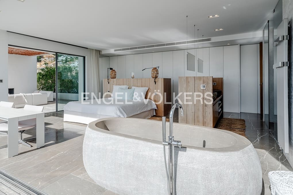 6 makuuhuone Huvila myytävänä paikassa Altea mukana uima-altaan 
autotalli - 4 950 000 € (Ref: 9596786)