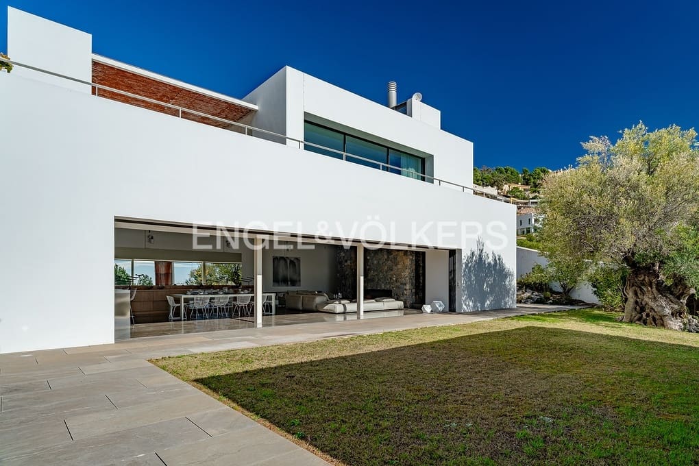 6 makuuhuone Huvila myytävänä paikassa Altea mukana uima-altaan 
autotalli - 4 950 000 € (Ref: 9596786)