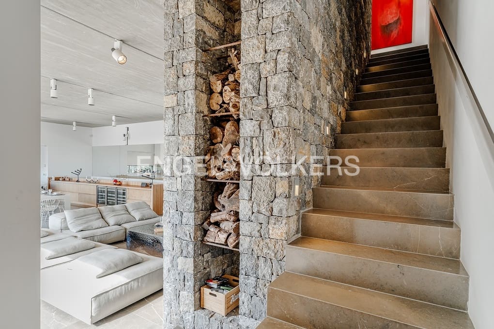 6 makuuhuone Huvila myytävänä paikassa Altea mukana uima-altaan 
autotalli - 4 950 000 € (Ref: 9596786)