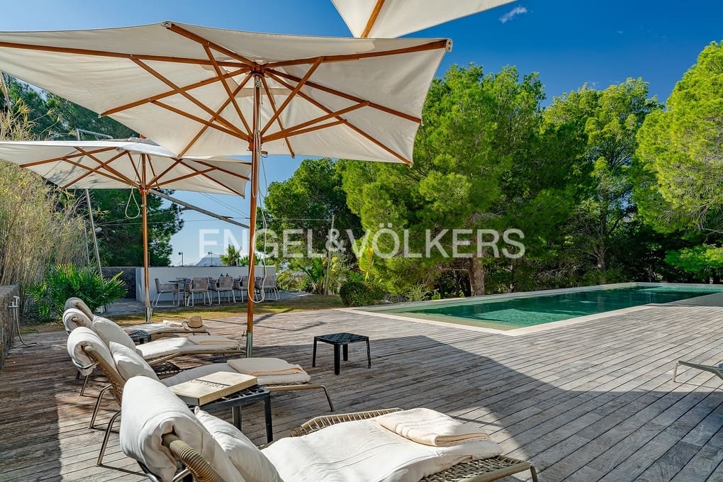 6 makuuhuone Huvila myytävänä paikassa Altea mukana uima-altaan 
autotalli - 4 950 000 € (Ref: 9596786)