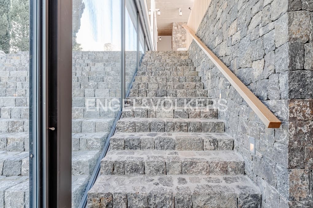 6 makuuhuone Huvila myytävänä paikassa Altea mukana uima-altaan 
autotalli - 4 950 000 € (Ref: 9596786)