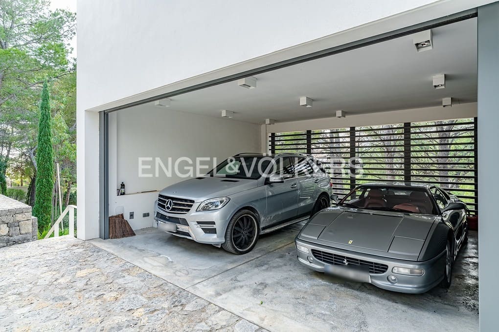 6 makuuhuone Huvila myytävänä paikassa Altea mukana uima-altaan 
autotalli - 4 950 000 € (Ref: 9596786)